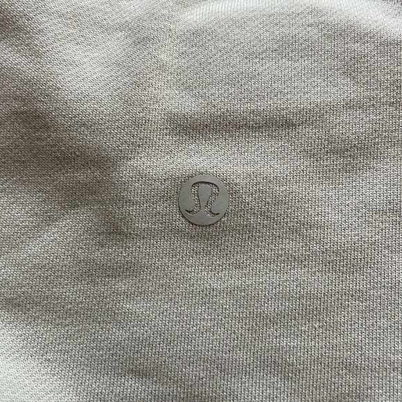 Lululemon “Hugged-Waist” Pullover Sweatshirt. New without tags. - Picture 6 of 7